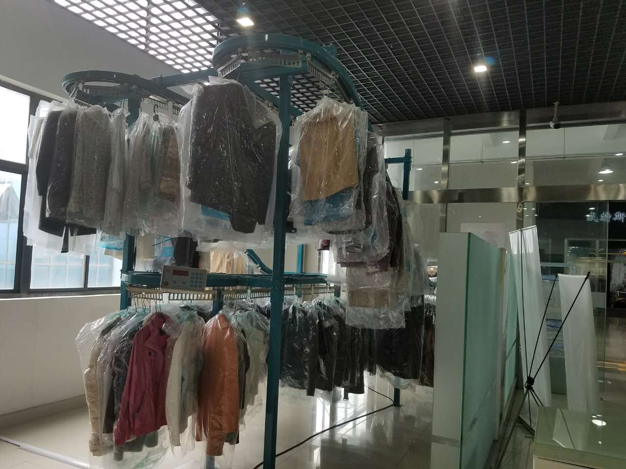 大型干洗店設(shè)備哪家好